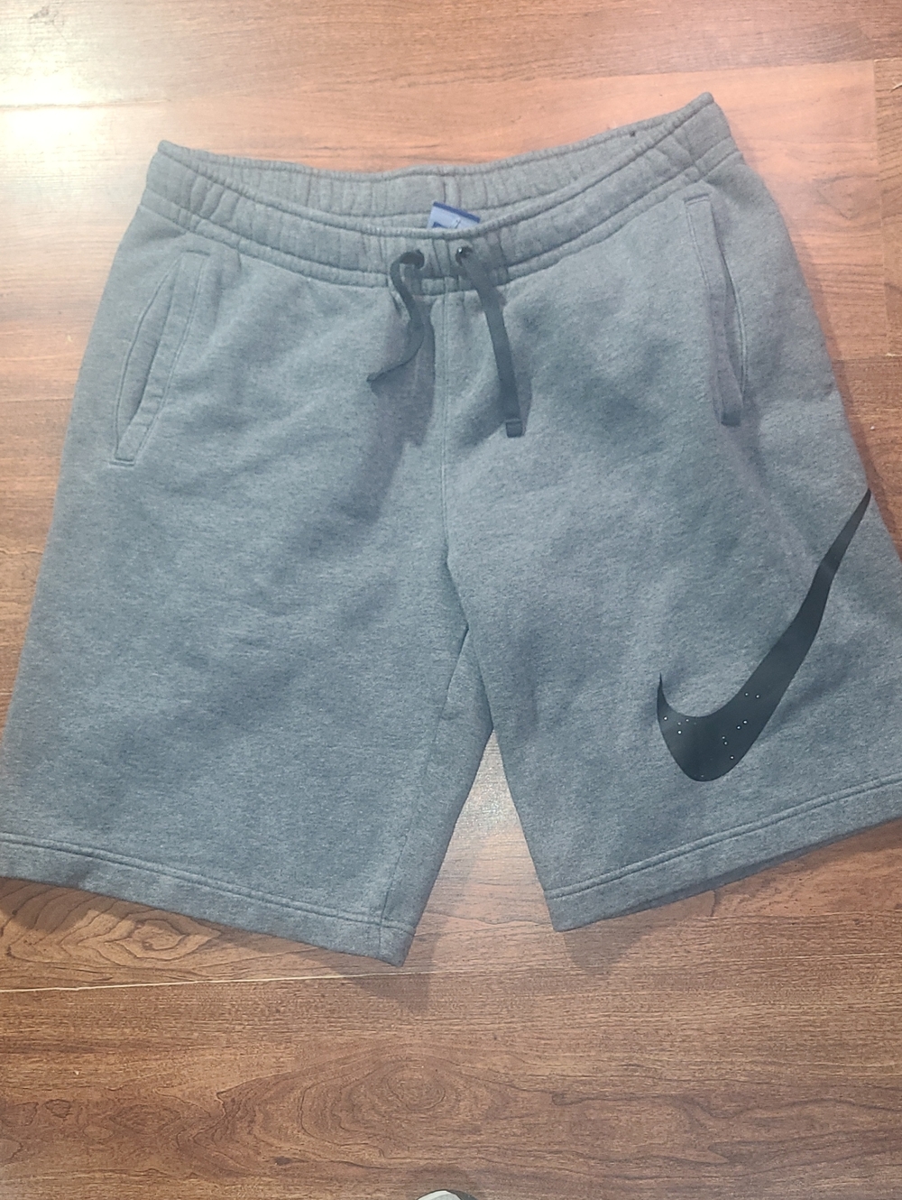 Nike Men's Athletic Shorts Gray with Black Swoosh Size M